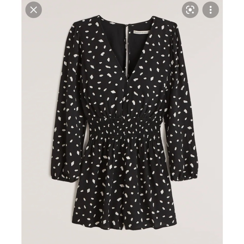 NWOT Abercrombie long sleeve romper